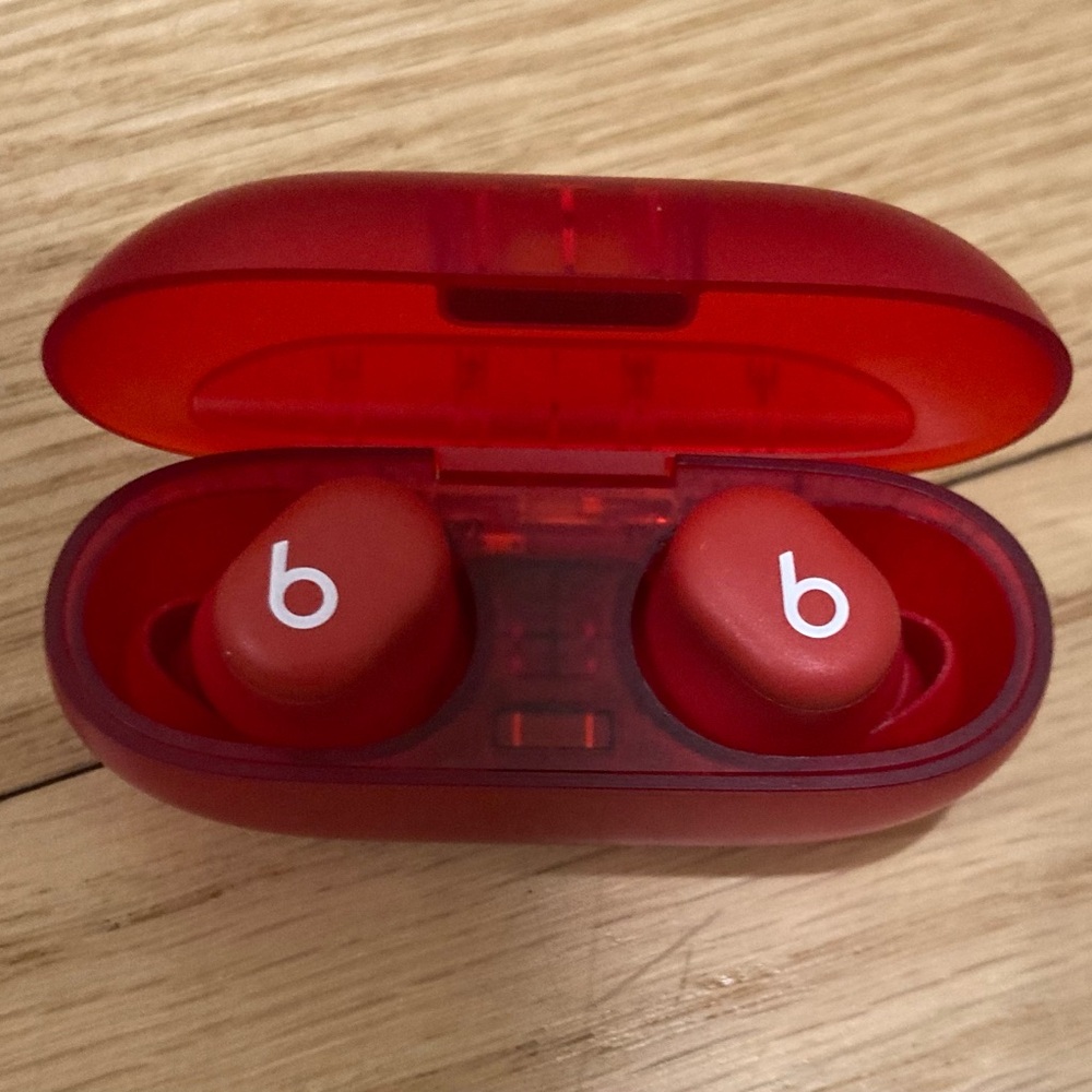Beats Red Wireless Earbuds Noise Canceling